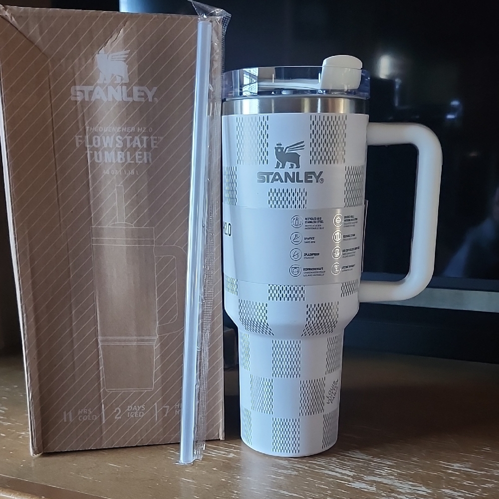 Stanley 40oz Checkered/White Tumbler with Handle and Straw